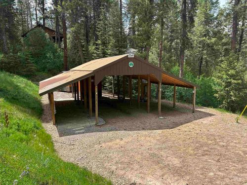 9 Leisure Ln, Garden Valley, ID, 83622-5221 | Card Image