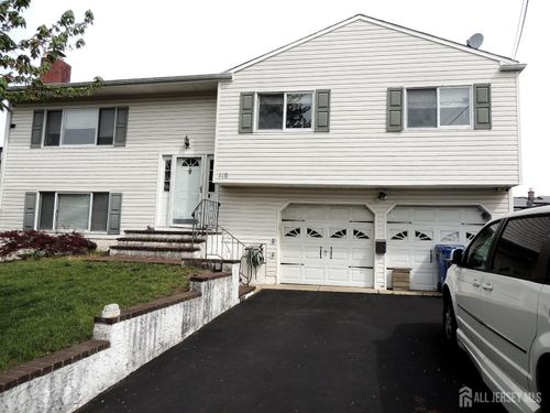 118 Benart Pl, Middlesex, NJ, 08846-1802 | Card Image