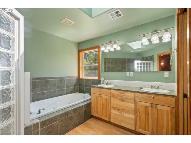 25100 Foss Rd, House other with 4 bedrooms, 3 bathrooms and 1 parking in Nehalem OR | Image 28