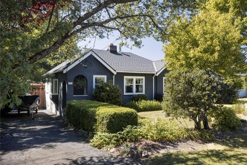 3110 Frechette St, Victoria, BC, V8P4N5 | Card Image