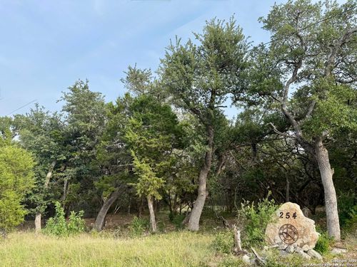 254 Flanders, Fischer, TX, 78623-2086 | Card Image