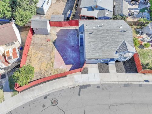 425 W 8th St, Pittsburg, CA, 94565-2405 | Card Image