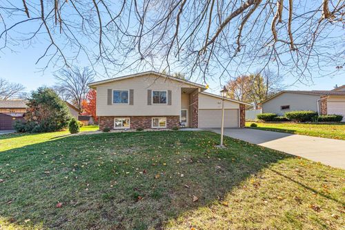 251 17th St Ne, Owatonna, MN, 55060-1307 | Card Image