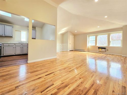 2nd-floor-94-17 90th Ave, Woodhaven, NY, 11421-2753 | Card Image