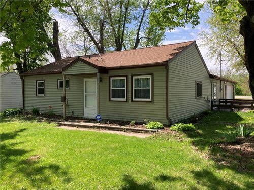 2504 Linwood Sw, Cedar Rapids, IA, 52404 | Card Image