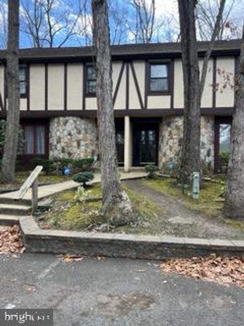 913 Burberry Ct, SICKLERVILLE, NJ, 08081-1104 | Card Image