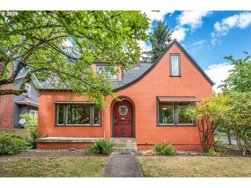 3037 Ne Skidmore St, Portland, OR, 97211 | Card Image