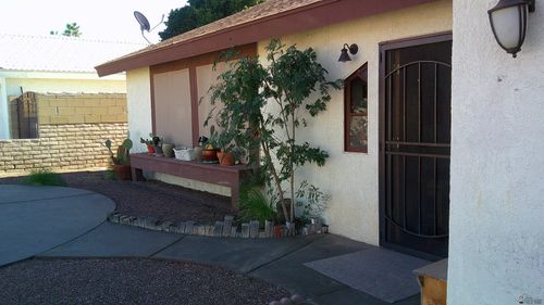 12369 E Paseo Verano, Yuma, AZ, 85367-7379 | Card Image