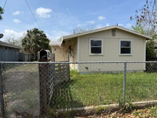 333 Hiawatha Street, Corpus Christi, TX, 78405 | Card Image