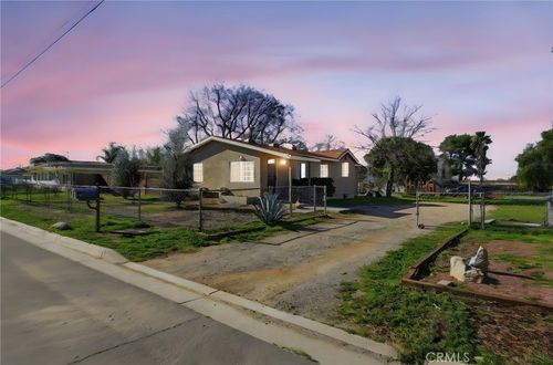 1121 Wellwood Ave, Beaumont, CA, 92223-1665 | Card Image