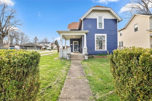 393 Eddy St, Newark, OH, 43055-5156 | Card Image