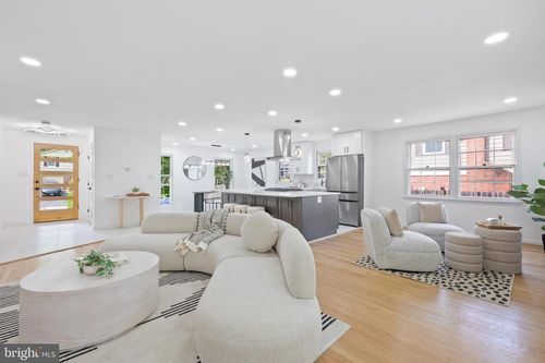 1612 Lemontree Ln, SILVER SPRING, MD, 20904-1440 | Card Image