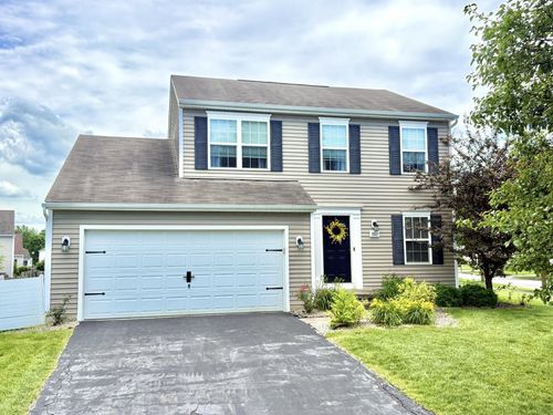 3885 Wolf Creek Rd, Grove City, OH, 43123-1494 | Card Image