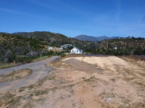 15685 Whispering Woods Trl, Redding, CA, 96001-9781 | Card Image