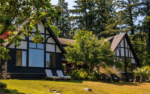 133 Arnell Way, Salt Spring Island, BC, V8K2G1 | Card Image