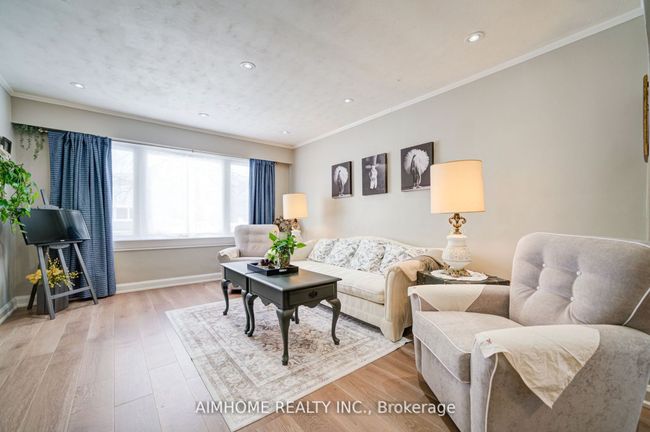221 St Lawrence St, House other with 4 bedrooms, 3 bathrooms and 3 parking in Whitby ON | Image 7