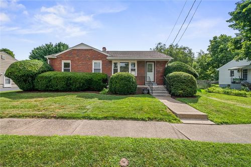 611 Elmwood Ave, Grove City, PA, 16127-1413 | Card Image
