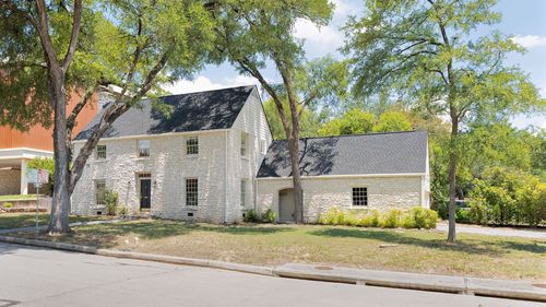 610 Rathervue Pl, Austin, TX, 78705-3128 | Card Image