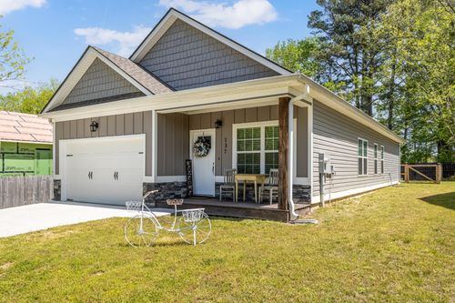 137 Elm Ave, Ringgold, GA, 30736-8111 | Card Image