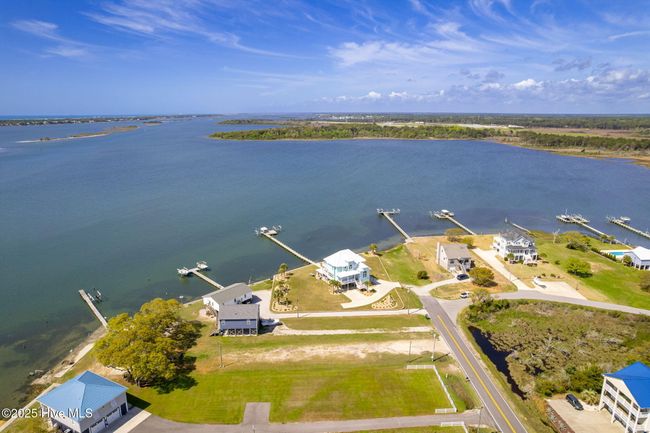 389 Live Oak Rd, House other with 3 bedrooms, 3 bathrooms and null parking in Newport NC | Image 88
