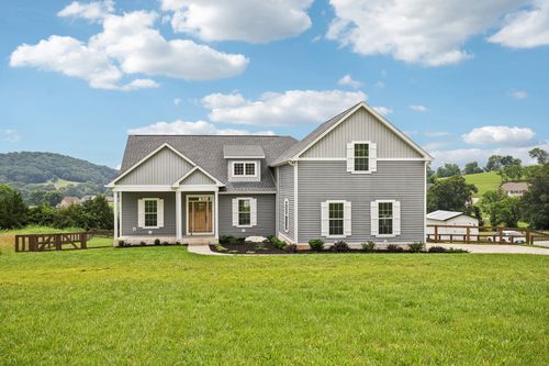 630 Bridle Path Ln, Hartsville, TN, 37074-3582 | Card Image