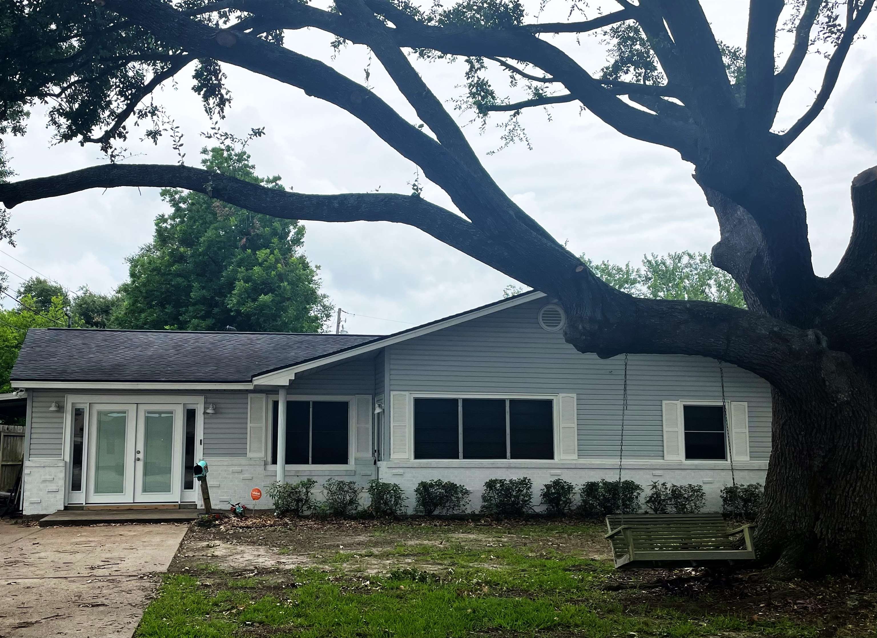 7th St, Nederland, TX 77627