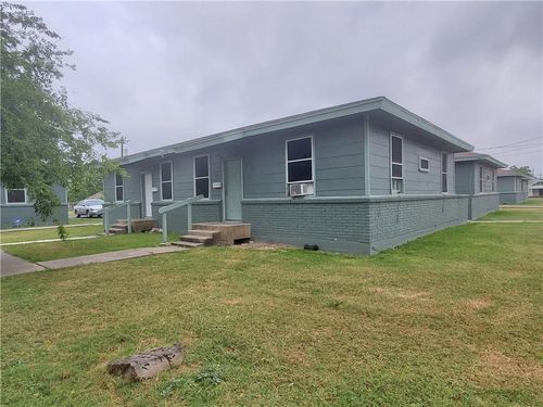 3-2516 Fig St, Corpus Christi, TX, 78404-3901 | Card Image