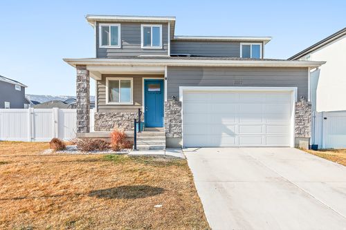 7077 N Spring Hill Ln, Eagle Mountain, UT, 84005-5354 | Card Image