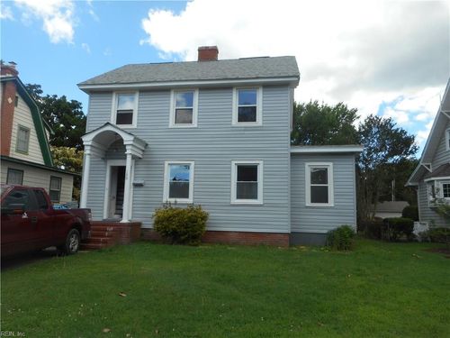 130 Pocahontas Pl, Hampton, VA, 23661-3327 | Card Image
