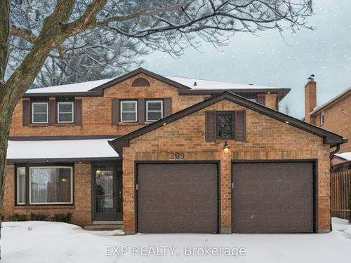 209 Nottingham Dr, Oakville, ON, L6H4H7 | Card Image