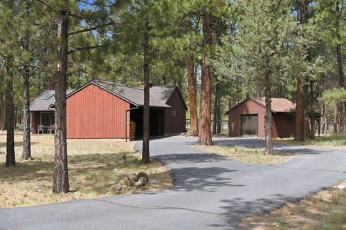 68978 Graham Ct, Sisters, OR, 97759-3107 | Card Image