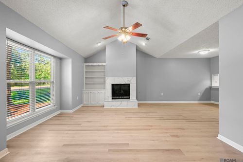 2216 Brightside Dr, Baton Rouge, LA, 70820-4557 | Card Image