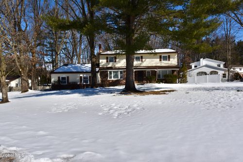 1 Brookline Dr, Clifton Park, NY, 12065-1116 | Card Image