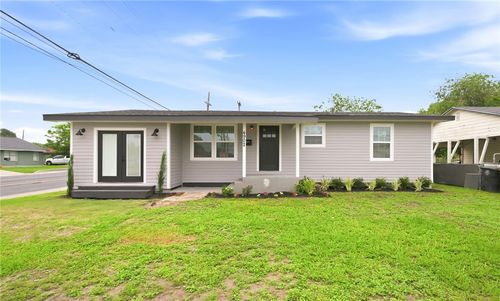 4902 Weber Rd, Corpus Christi, TX, 78411-4015 | Card Image