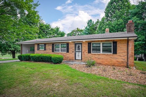 2549 Jamestown Hwy, Alpine, TN, 38543-6124 | Card Image