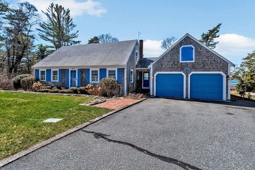 65 Lewis Point Rd, Bourne, MA, 02532-5611 | Card Image