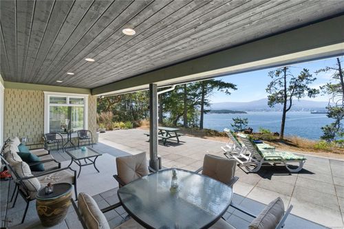 879 Canso Rd, Gabriola Island, BC, V0R1X2 | Card Image