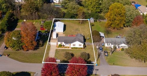 110 Inglewood Ct, Murfreesboro, TN, 37127-6916 | Card Image