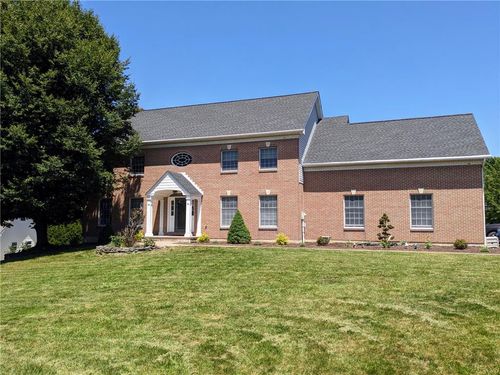365 Winter Springs Rd, Nazareth, PA, 18064-9101 | Card Image
