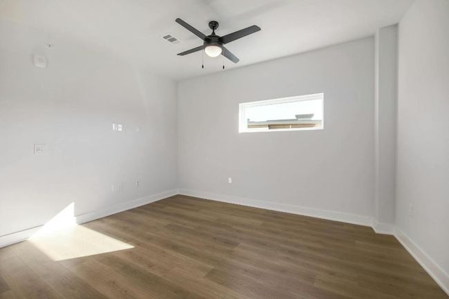 Living Room | Image 13