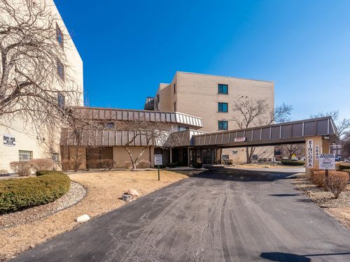 apt-106-5840 W 104th St, Oak Lawn, IL, 60453-4424 | Card Image