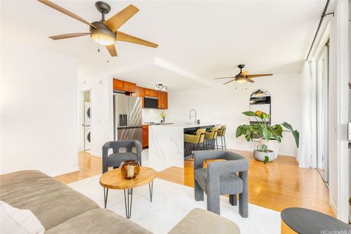 apt-342-98-380 Koauka Loop, Aiea, HI, 96701-4428 | Card Image