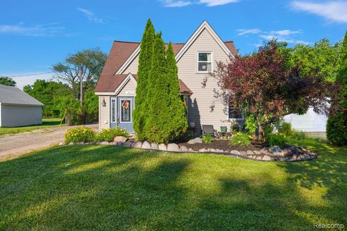 3067 Avalon Rd, Rochester Hills, MI, 48309-3954 | Card Image