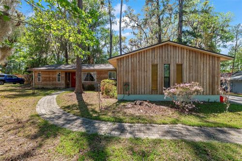10219 Nw 4th Pl, GAINESVILLE, FL, 32607-1352 | Card Image