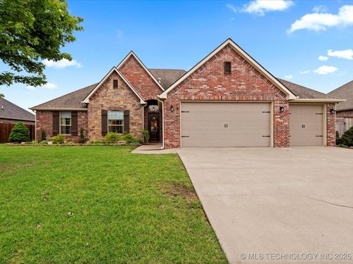 5615 Cooper Ct, Bartlesville, OK, 74006-6981 | Card Image