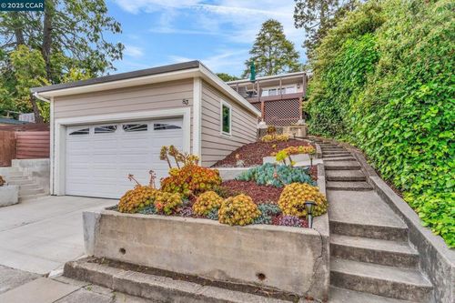 83 Arlington Ave, Kensington, CA, 94707-1131 | Card Image
