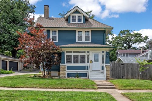 383 21st St Se, Cedar Rapids, IA, 52403-4256 | Card Image
