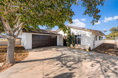 8443 Dogbane Avenue Avenue, California City, CA, 93505 | Card Image