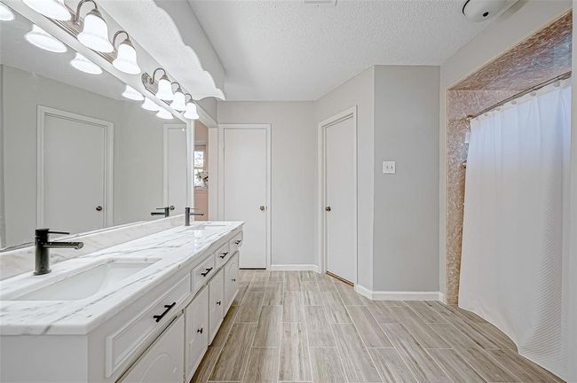 12622 Pine Bough Ln, House other with 4 bedrooms, 2 bathrooms and 2 parking in Cypress TX | Image 33