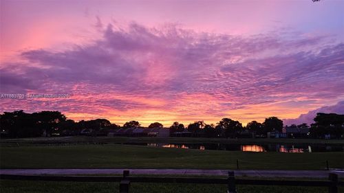 1530 W Golfview Dr, Pembroke Pines, FL, 33026-3123 | Card Image